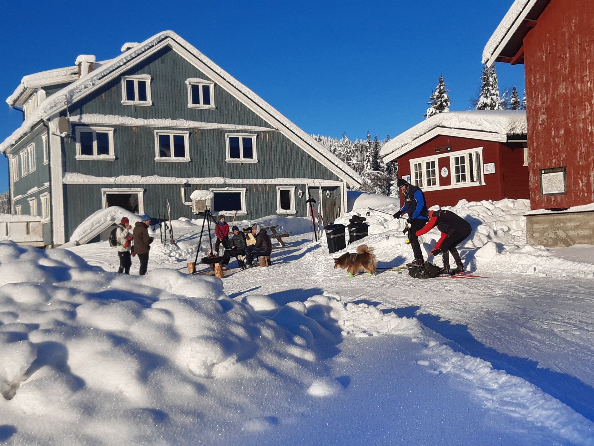 Åpen kiosk på Trantjern