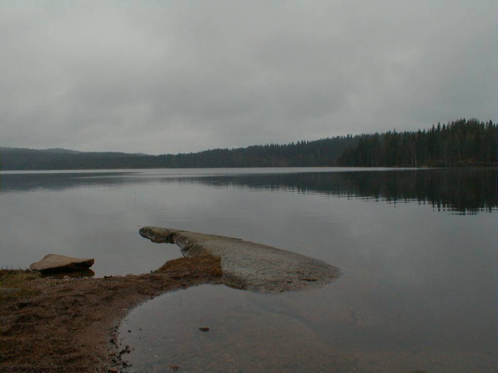 Blytung himmel over Langvannet