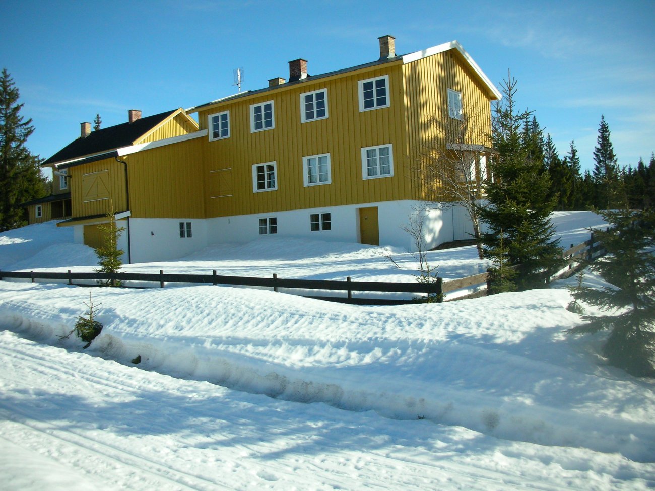 Brovoll i Lunner Almenning