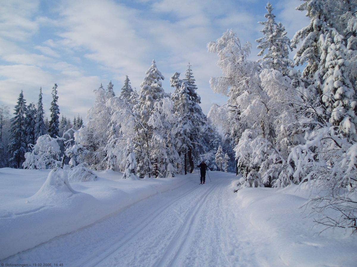 Eventyrstemning innover mot Glåmene