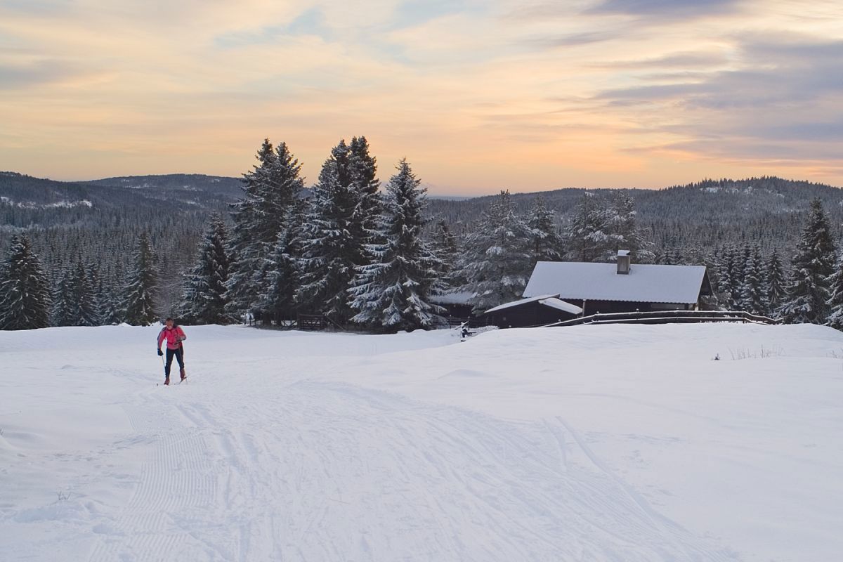 Farverike skyer over Sørsetervollen