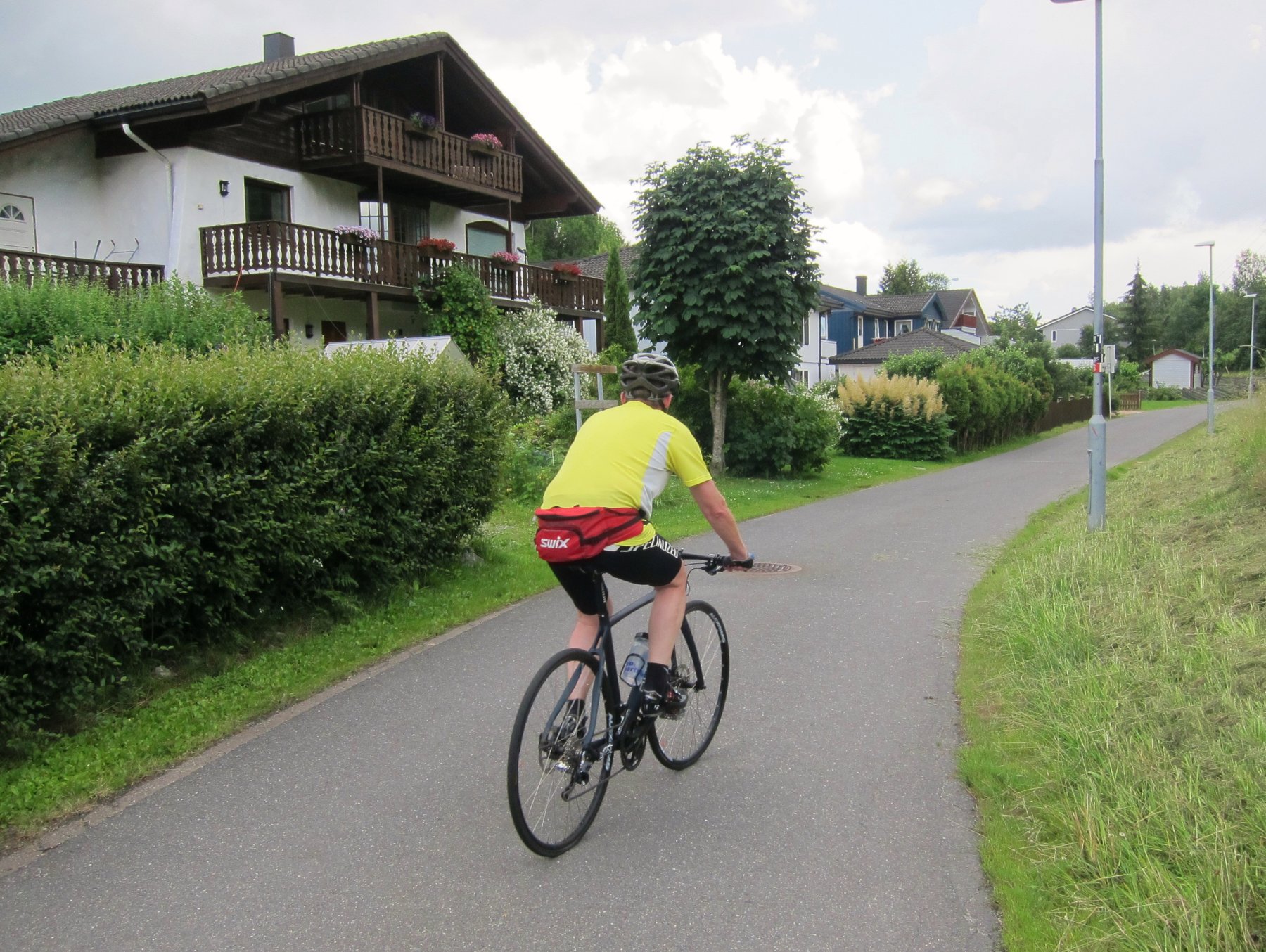 Fin sykkelvei forbi Dal/Brenna