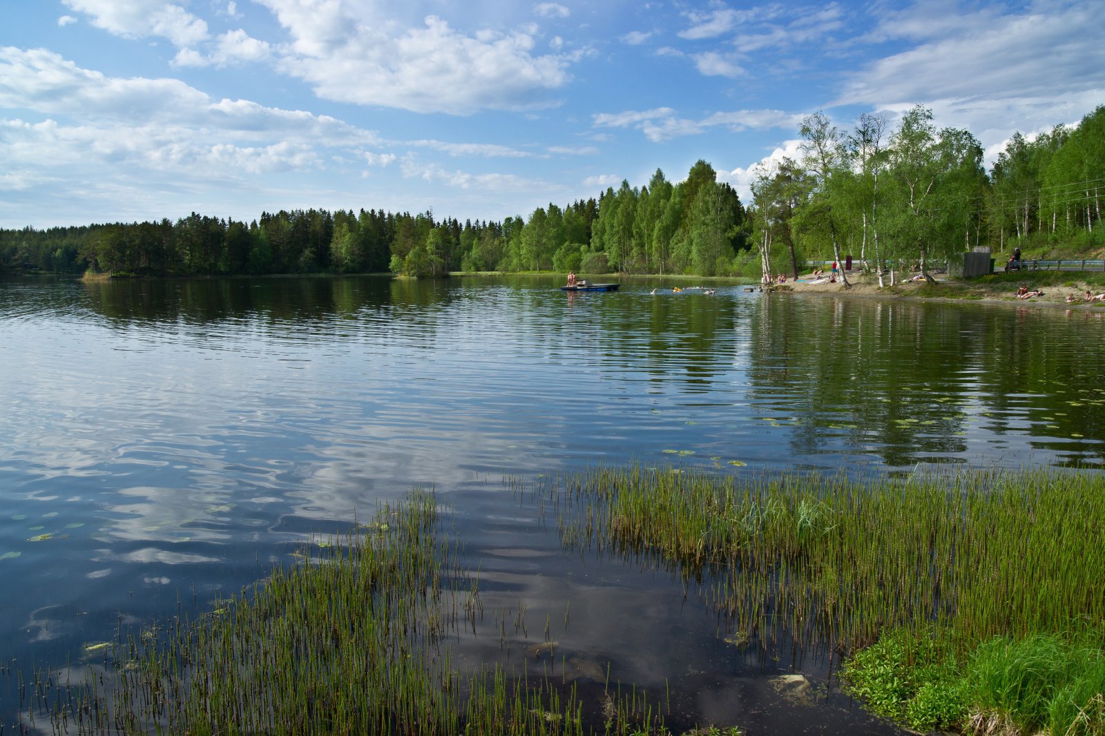 Flott start på pinsen