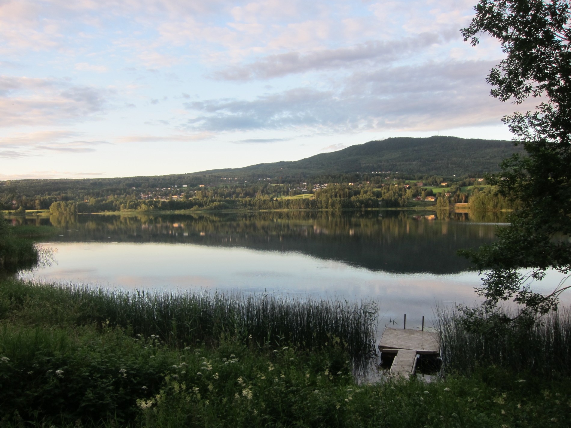 Før solnedgang ved Jarenvatnet