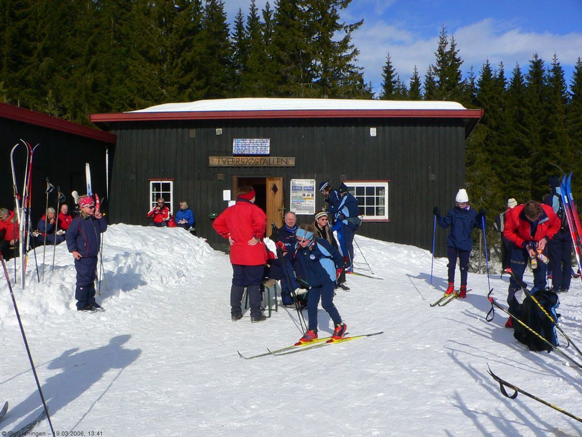 Gjøvik - Oslo har naturlig matstasjon på Tverrsjøstallen