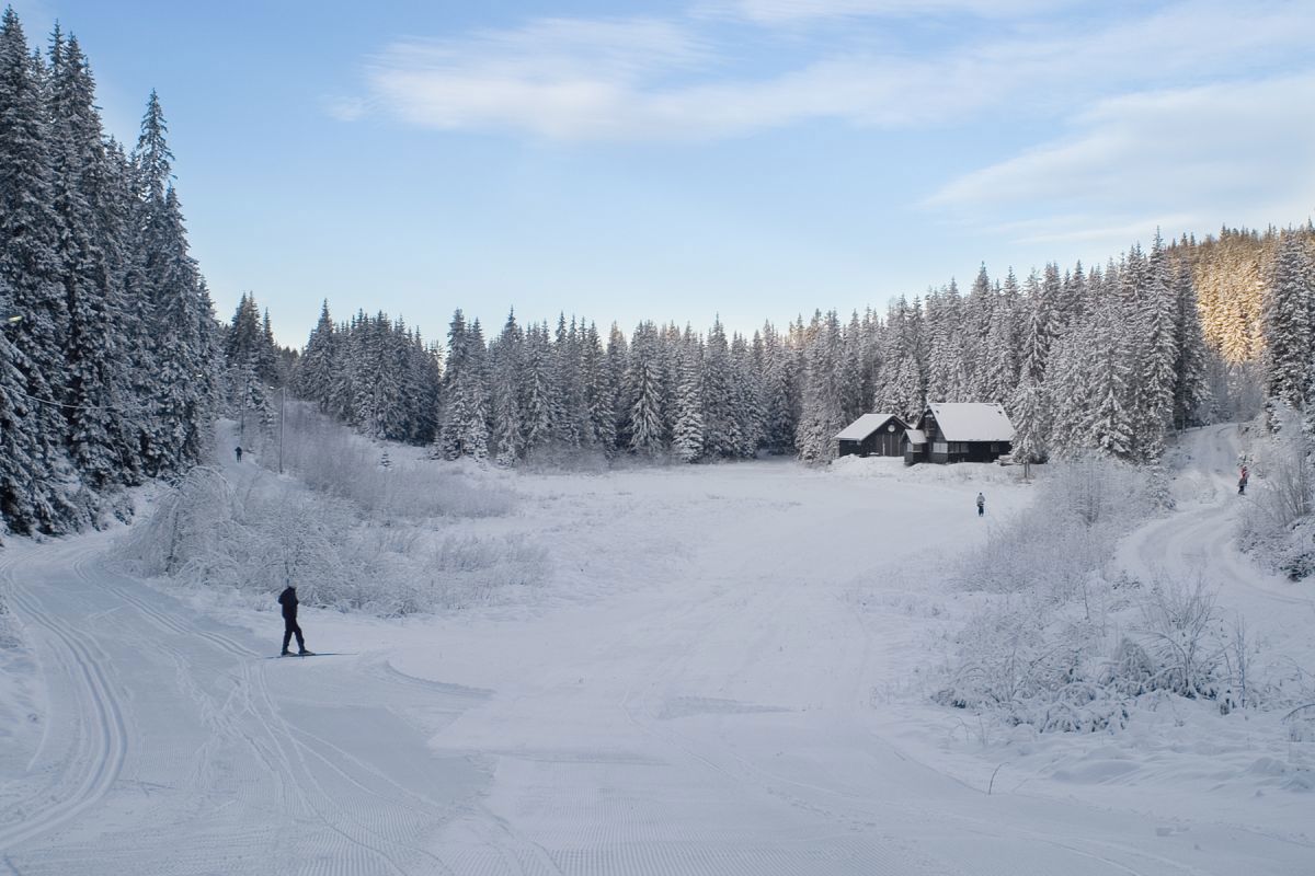 Julestemning ved Holeværingens skianlegg ved Kleivstua
