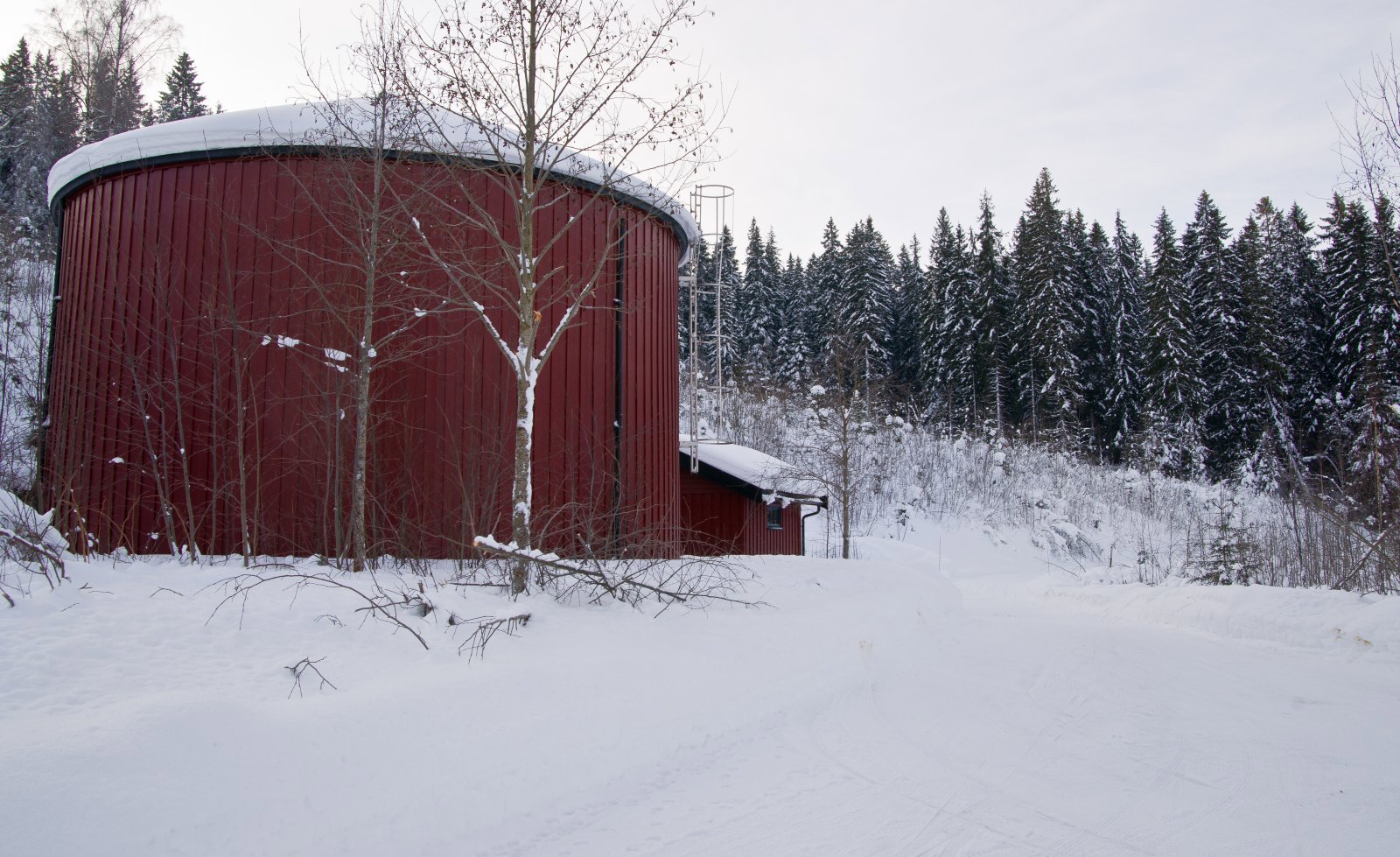 Løypestart ved gammelt vanntårn