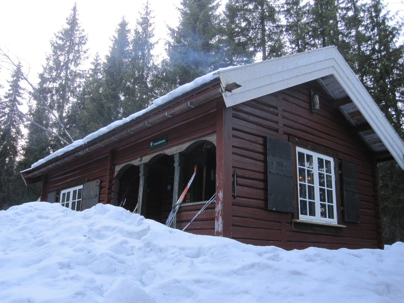 Lysene er tent på Sinnerdammen