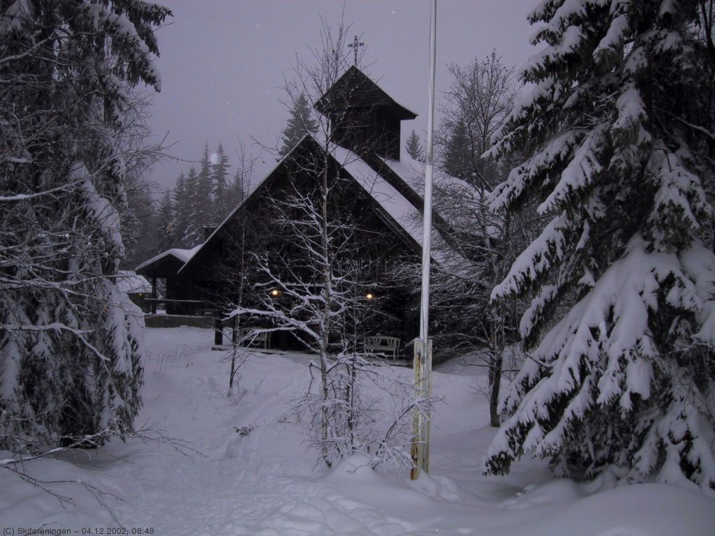 Morgengry ved Nordmarkskapellet