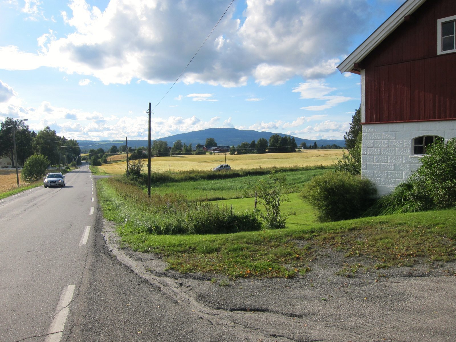 Ned bakkene mot Eidsvoll