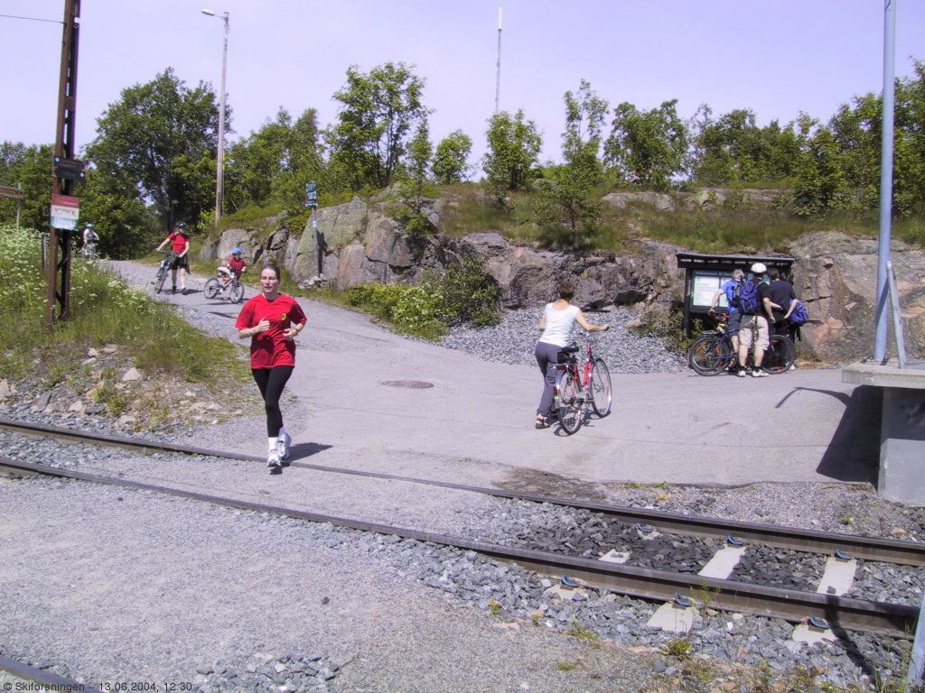 På vei mot byens skoger