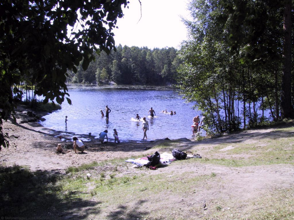 Populært badevann nær byen