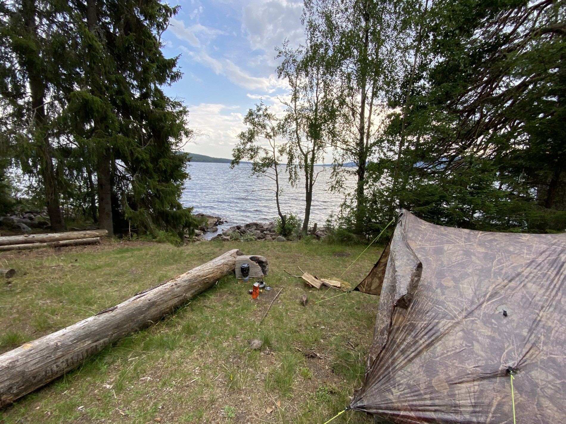Regn i vente - men fikk opp teltet