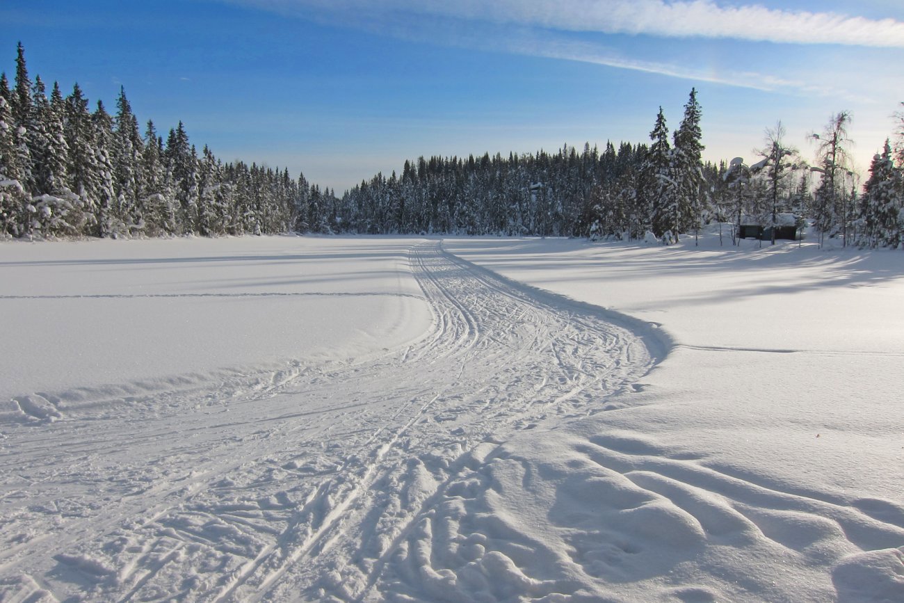 Retthelltjern i feriesol