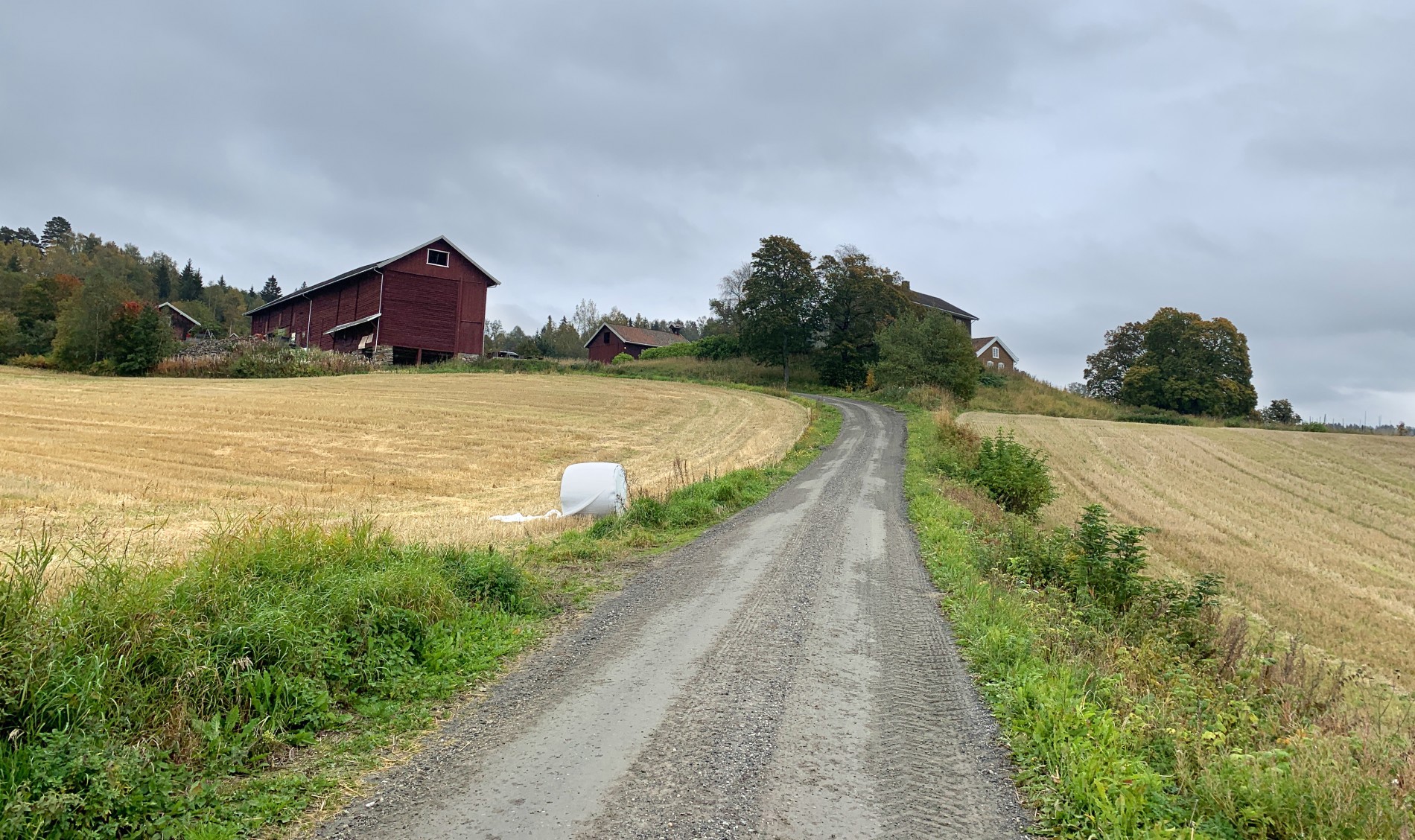 Sen september på Gullen gård
