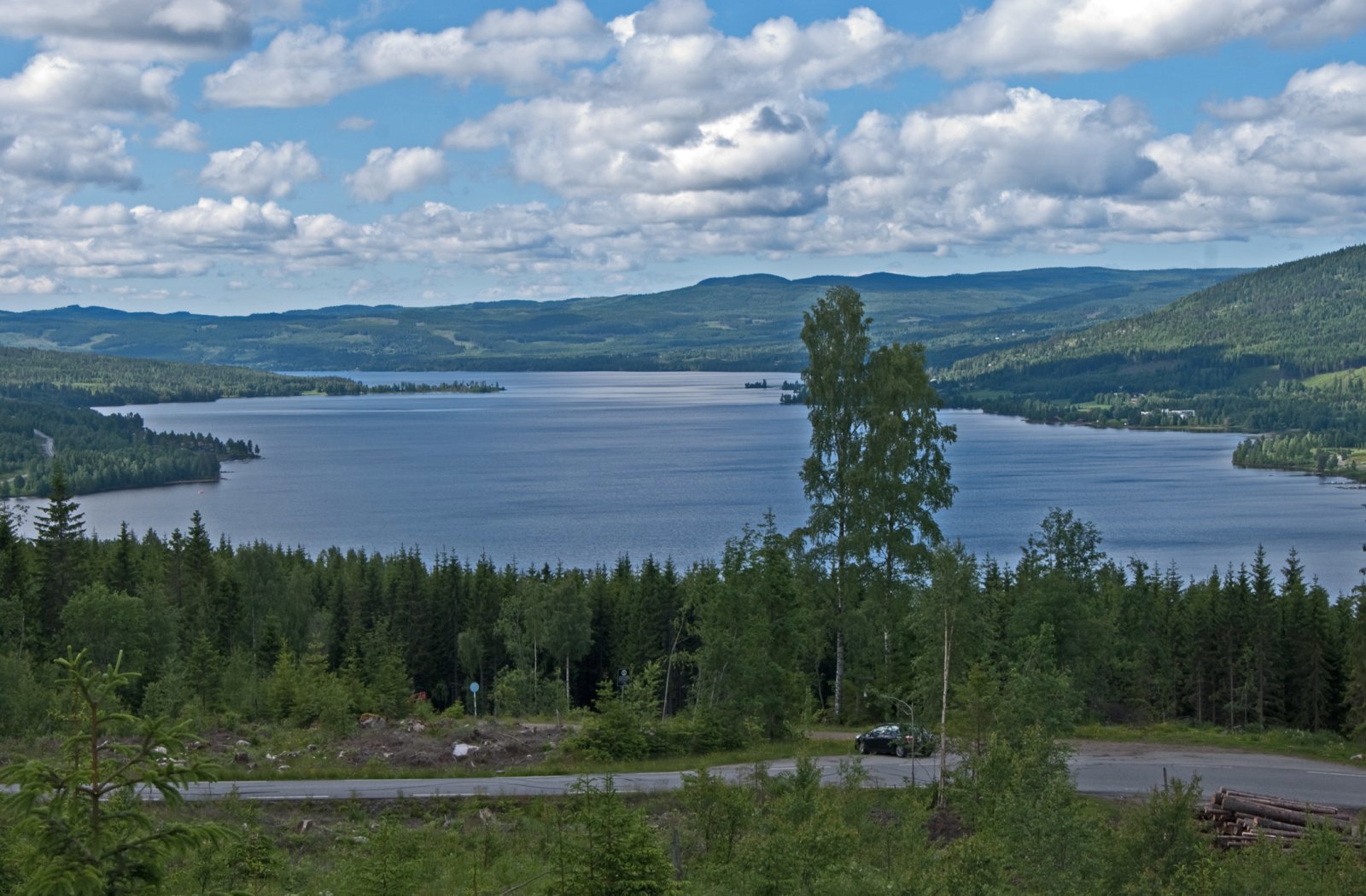 Siridalsvegen og Hurdalssjøen