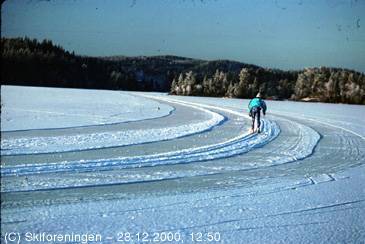 Skiløype på Øyangen i 1989 fotografert av Kim Hart