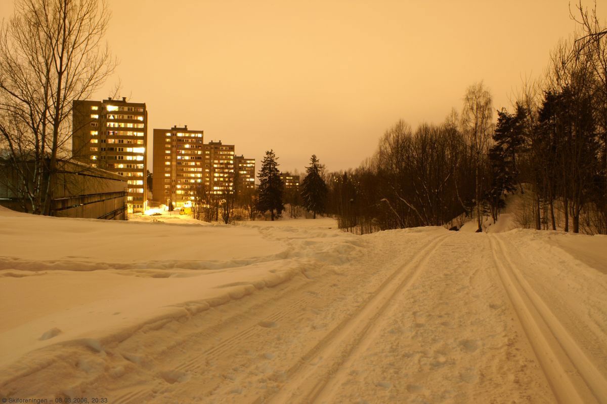 Skispor møter blokkene på Haugerud
