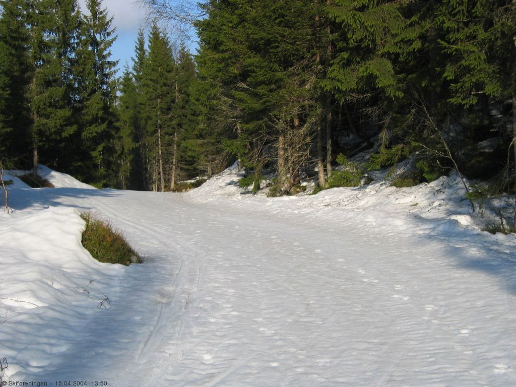 Snøen slipper ikke taket så lett!