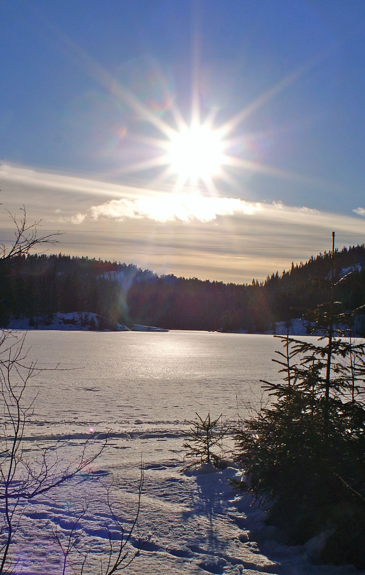 Solen har kommet til Søndre Heggelivann