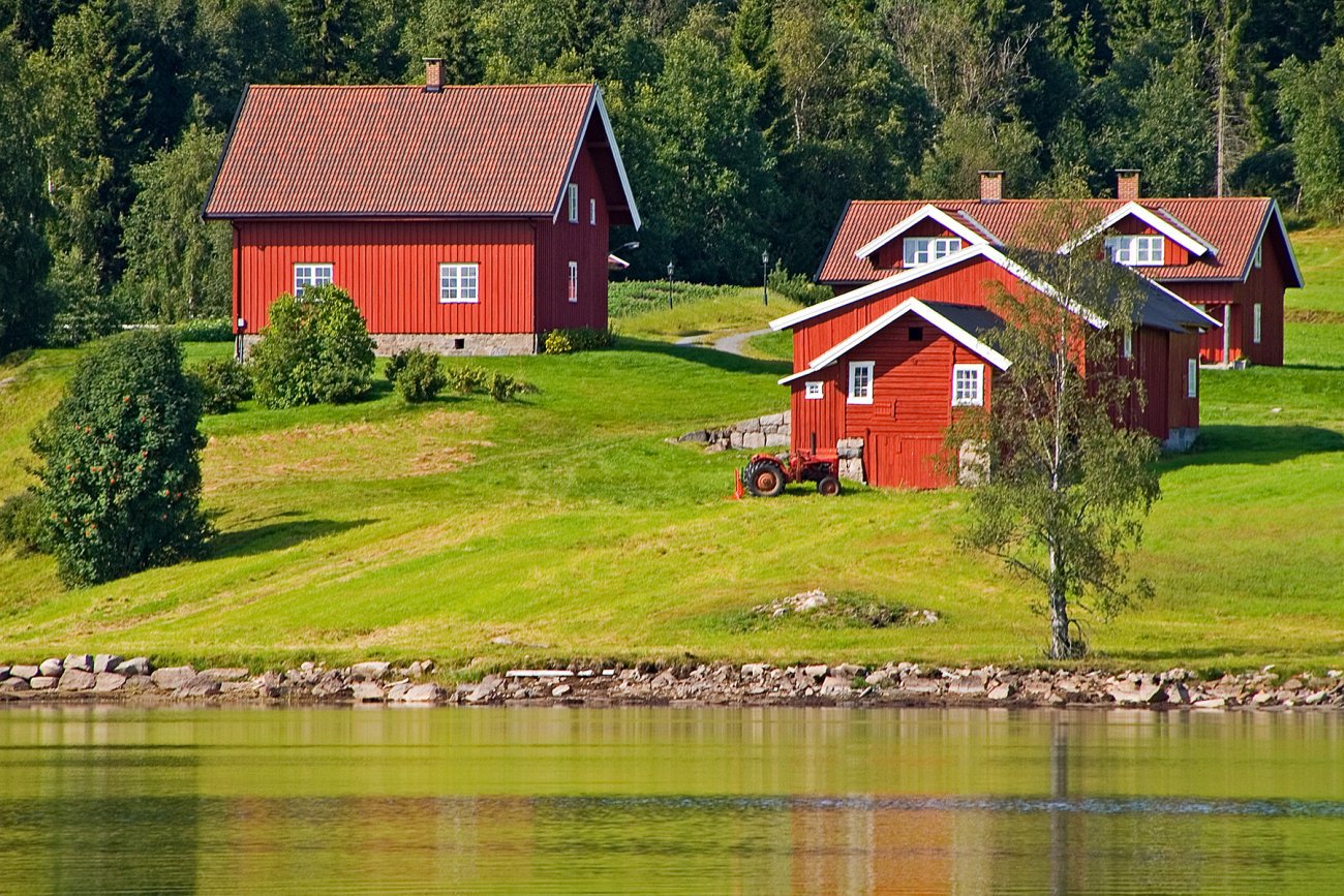 Storflåtan gård sett fra sjøsiden