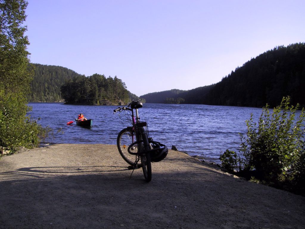 Sykkelen må parkeres - hva med kano videre?