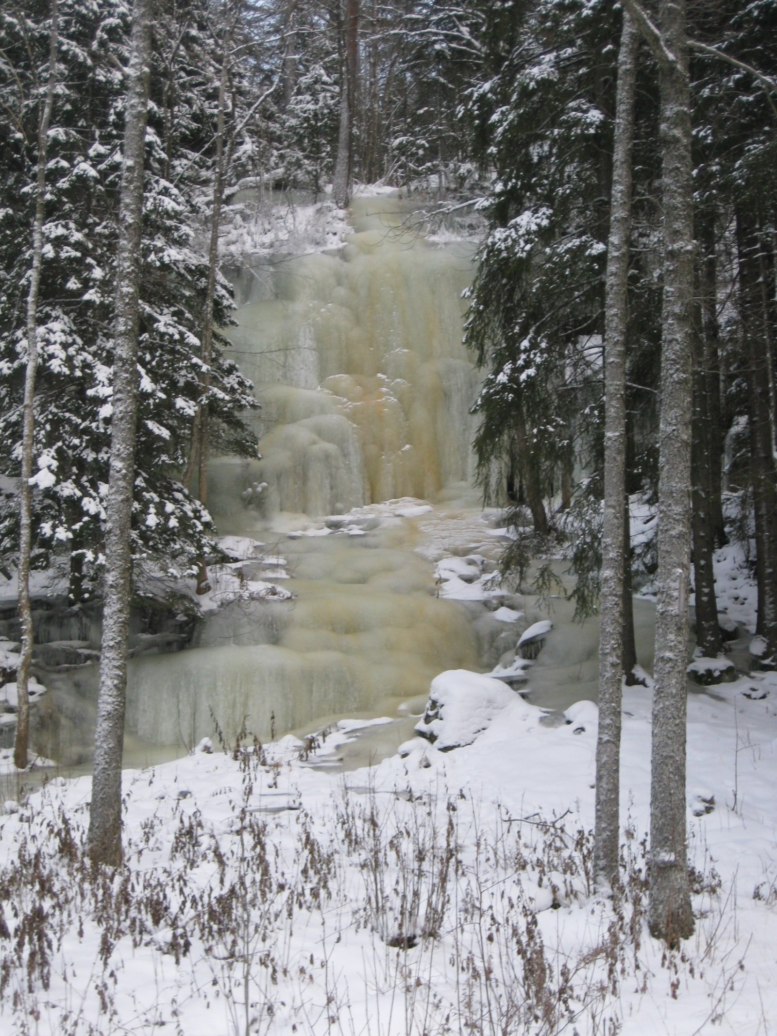 Tonnevis med is ved Sarabråten