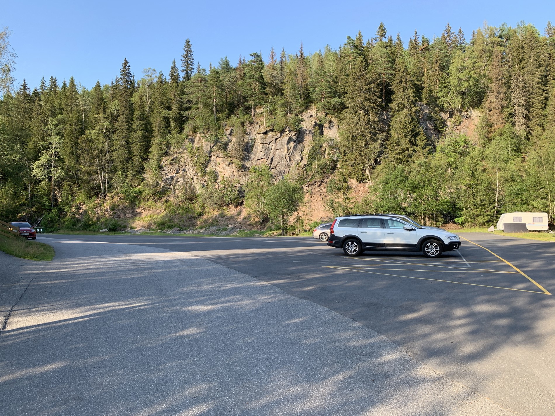 Varm kveld ved Kleivstua utfartsparkering