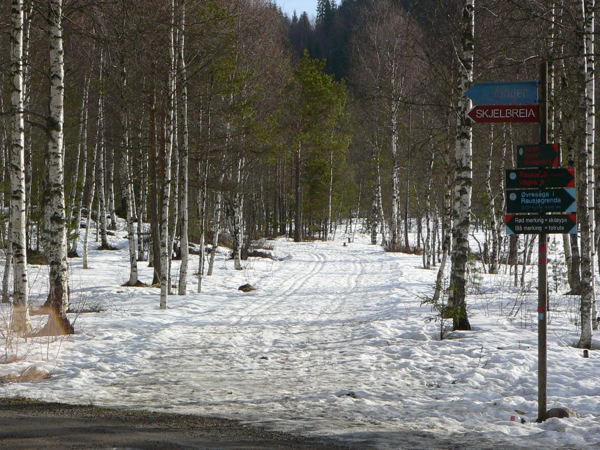 Vårskitur fra Bysetermosan