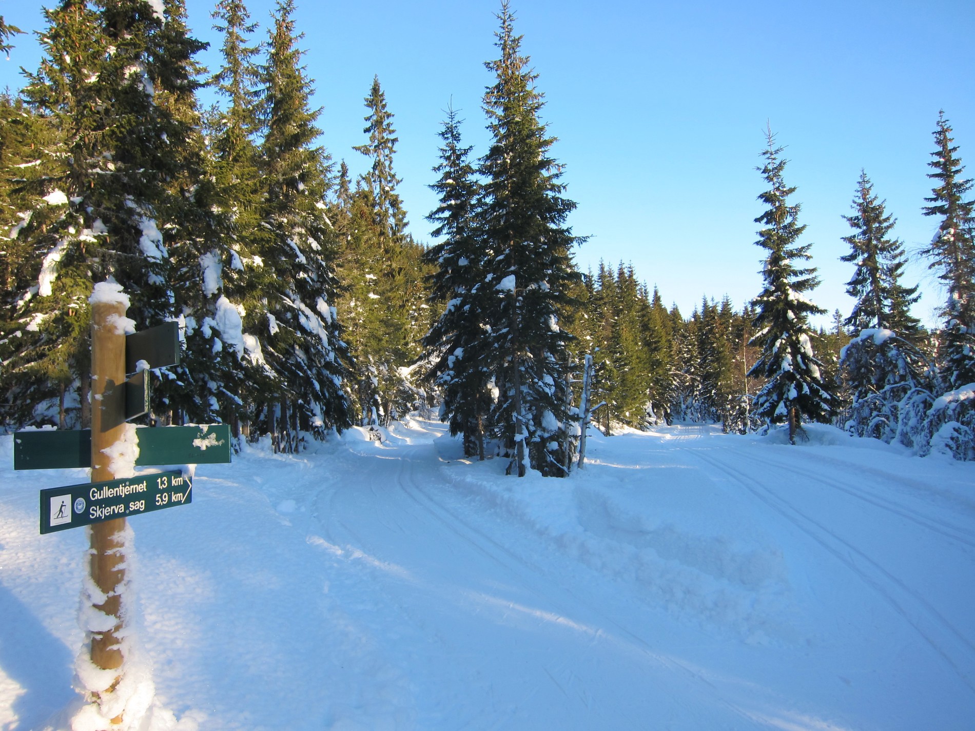 Ved foten av Kobberbakkene